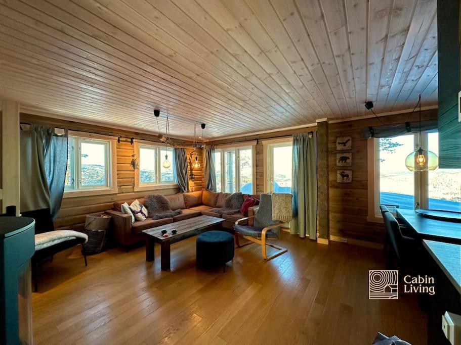 cozy cabin with panoramic views and sauna at Blefjell view 5
