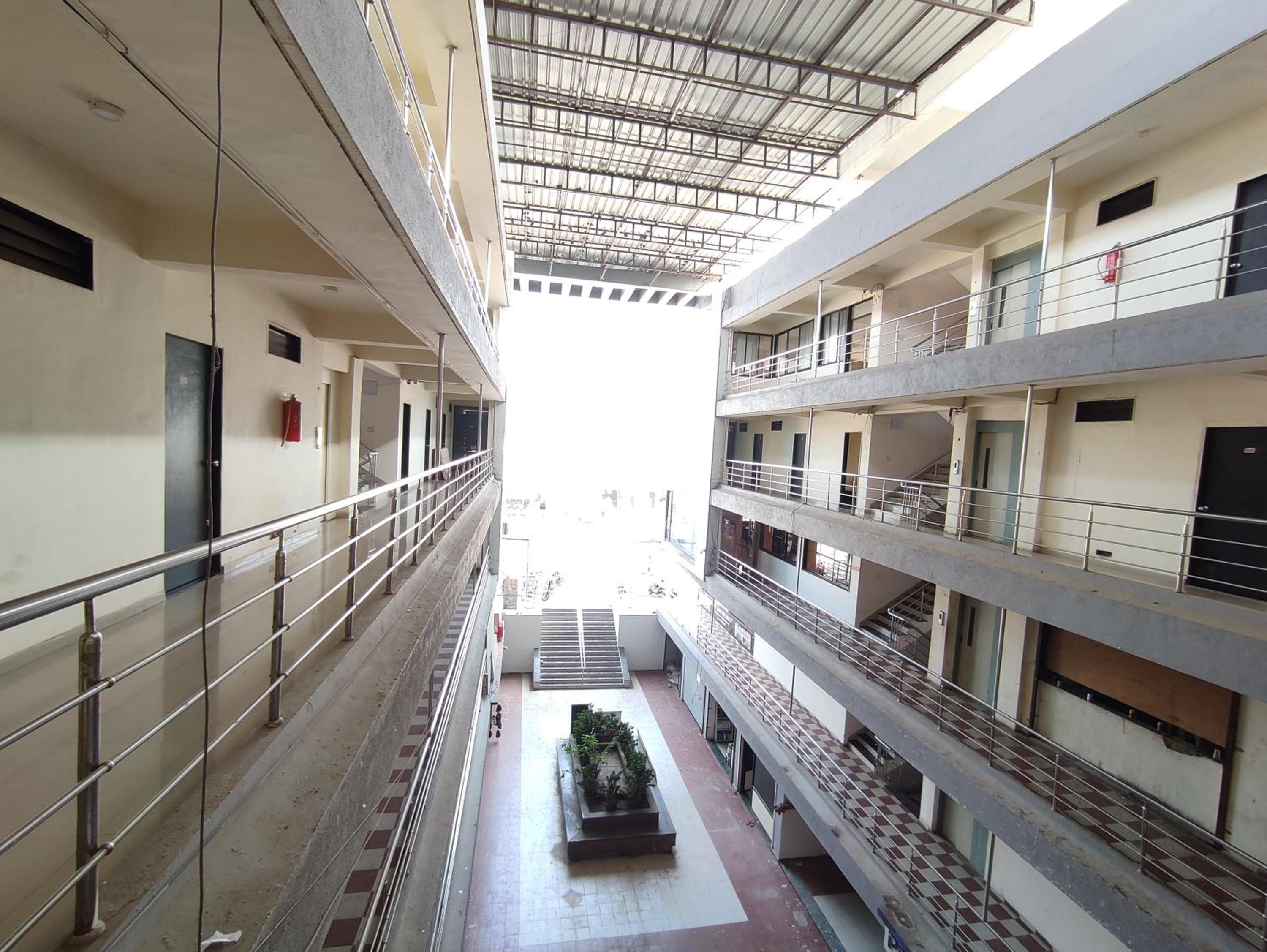 Hotel Vraj