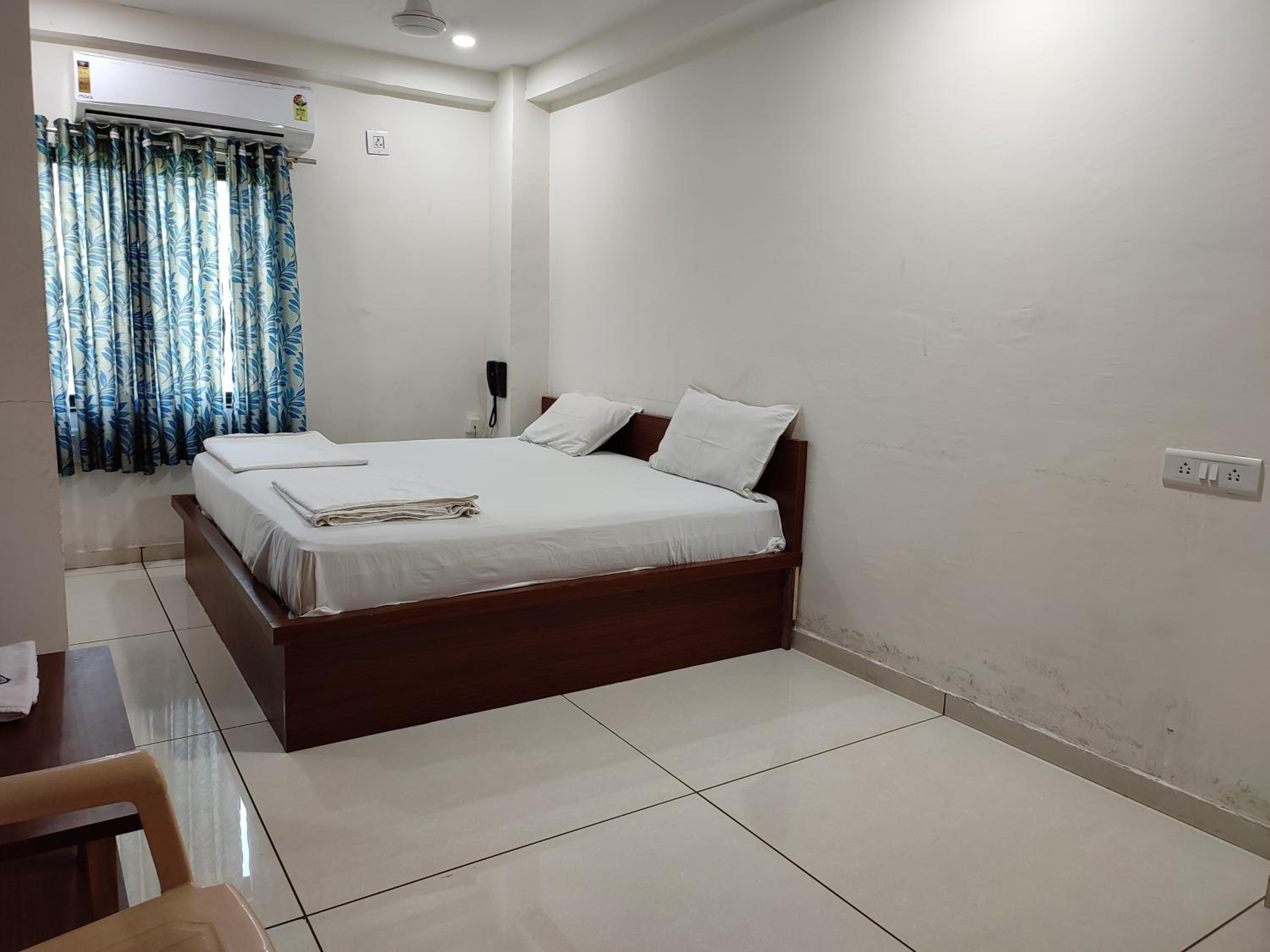 Hotel Vraj