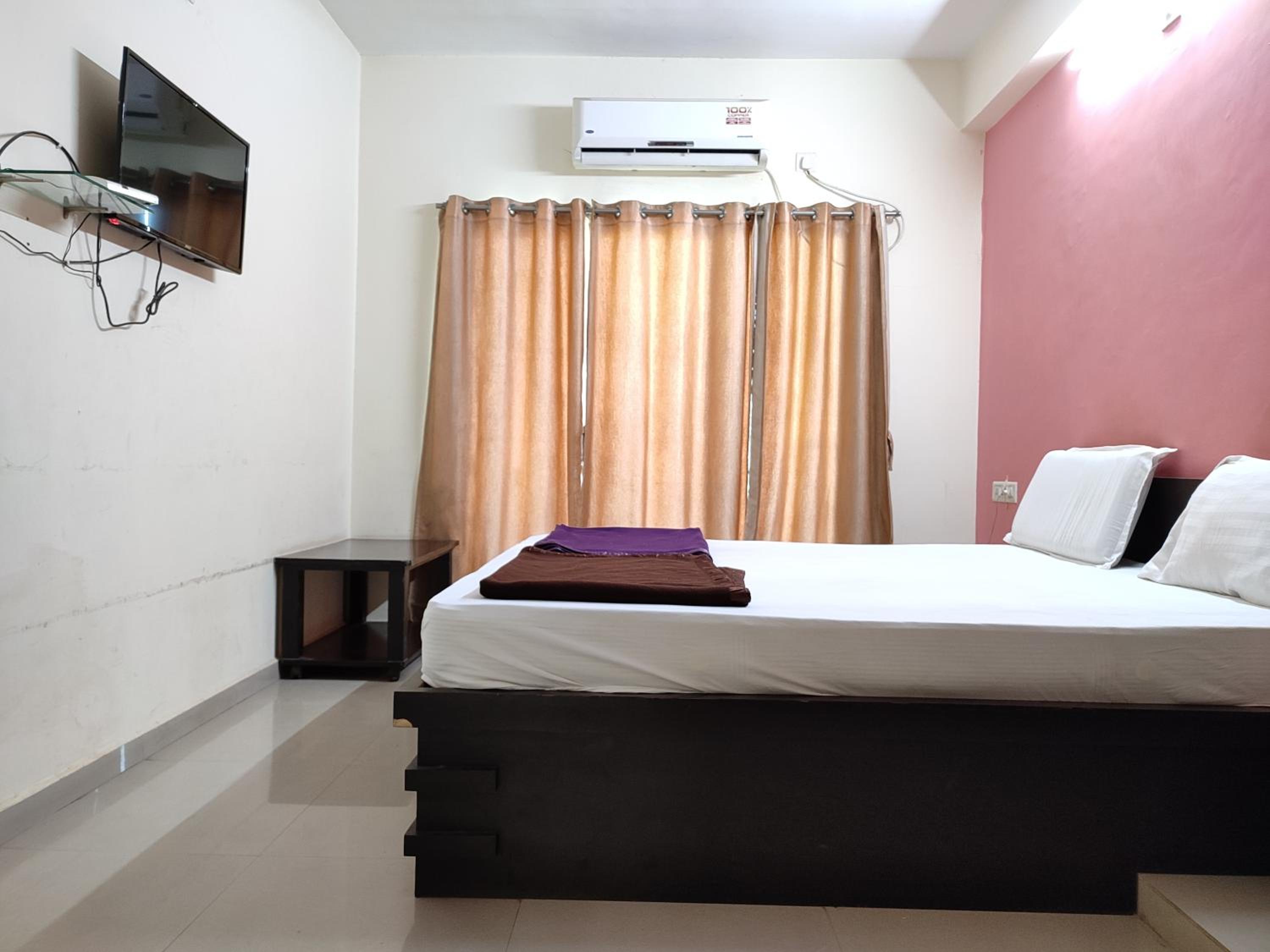 Hotel Vraj