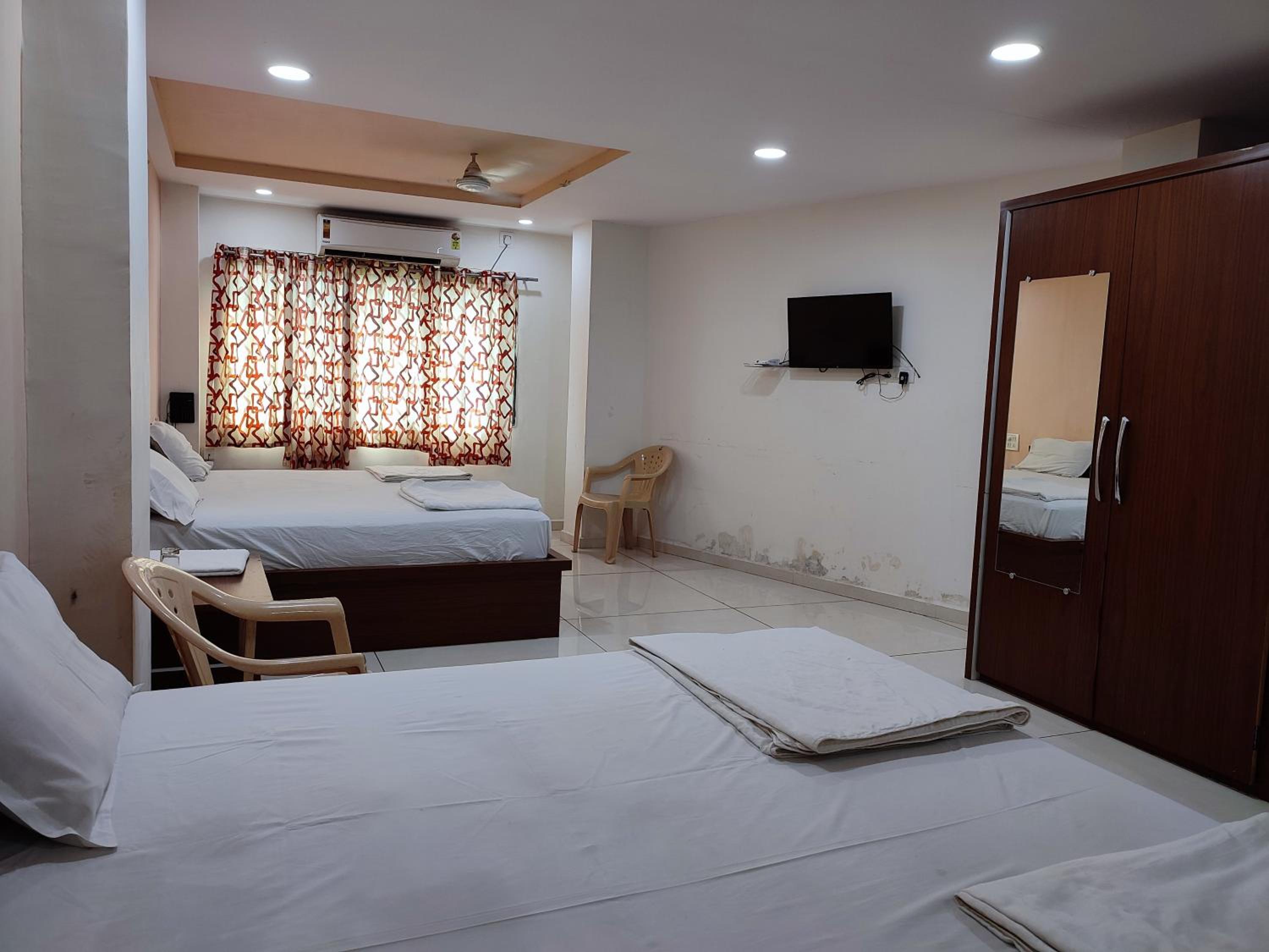 Hotel Vraj