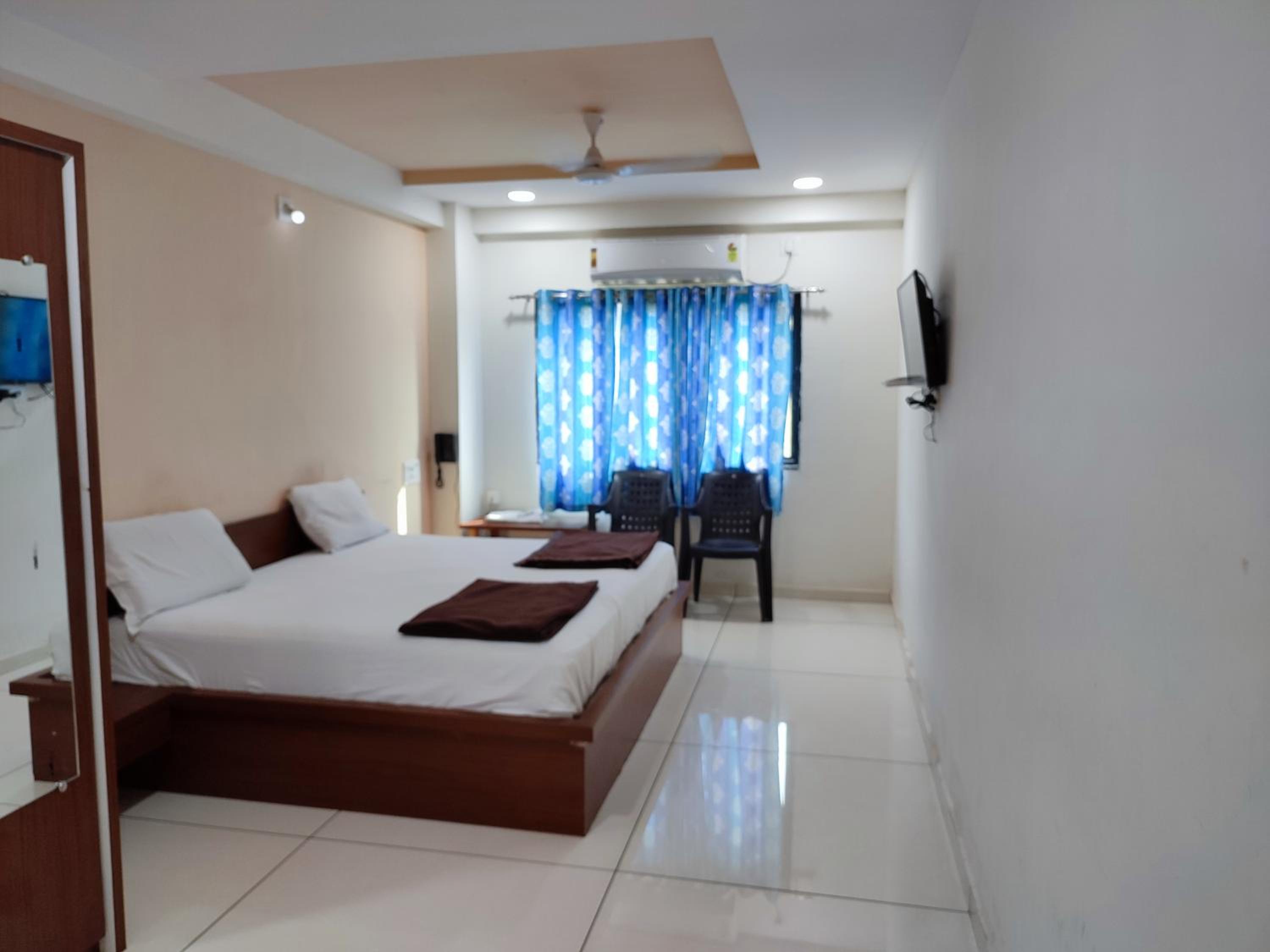 Hotel Vraj