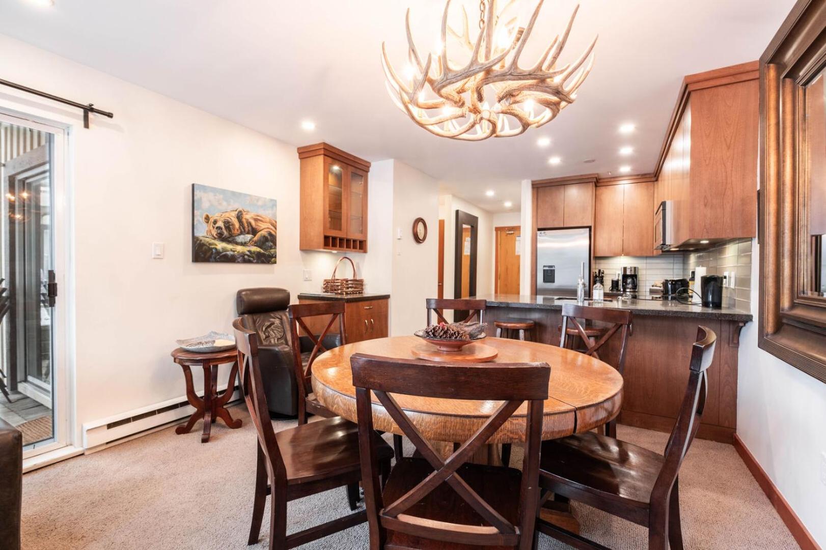 Wildwood Lodge by Outpost Whistler