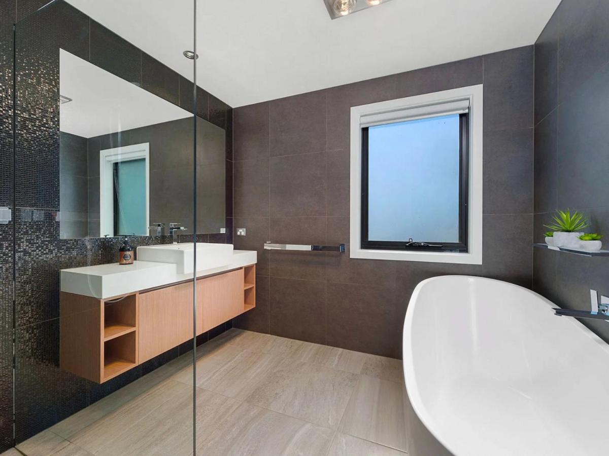 Soho Beach House - Apollo Bay