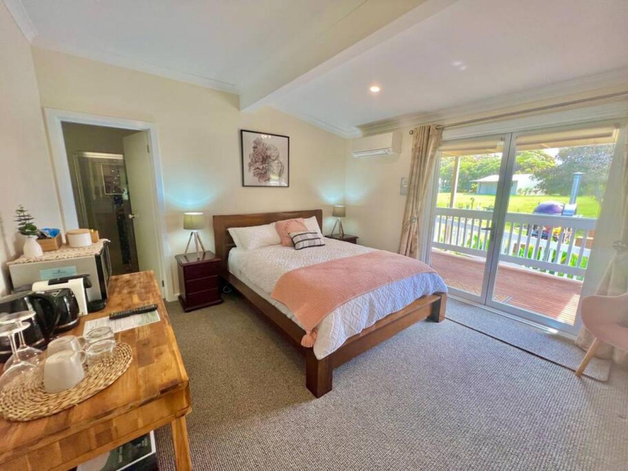 Galbraith Beach Studios - Studio 3