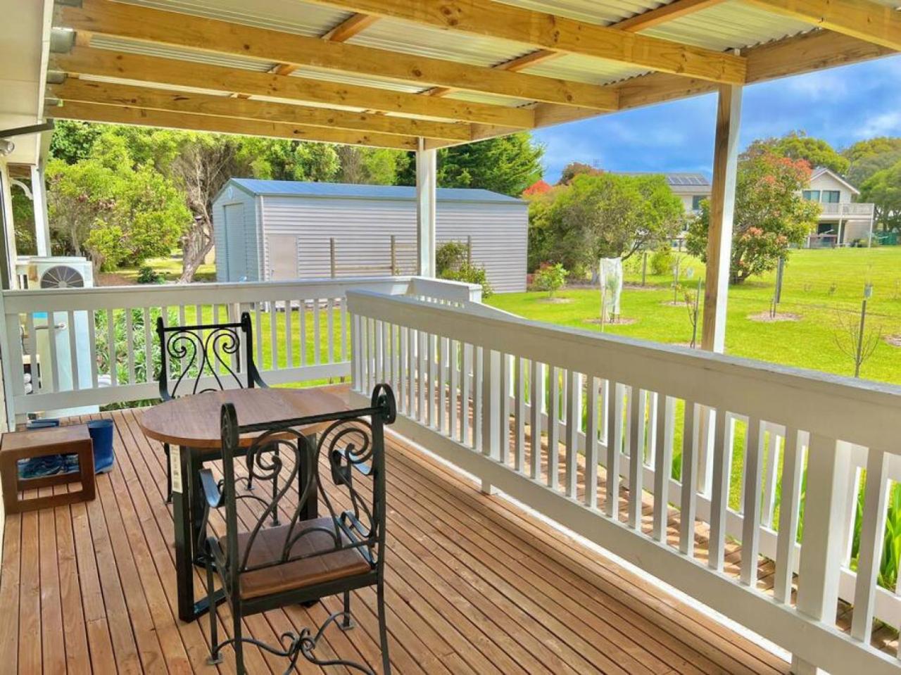 Galbraith Beach Studios - Studio 3