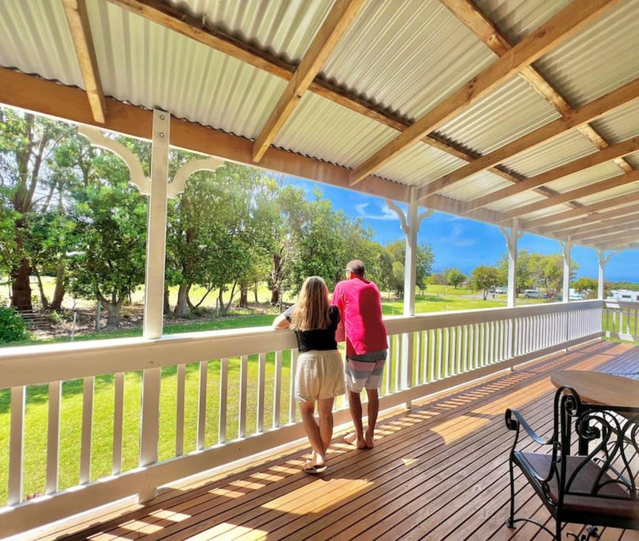 Galbraith Beach Studios - Studio 2