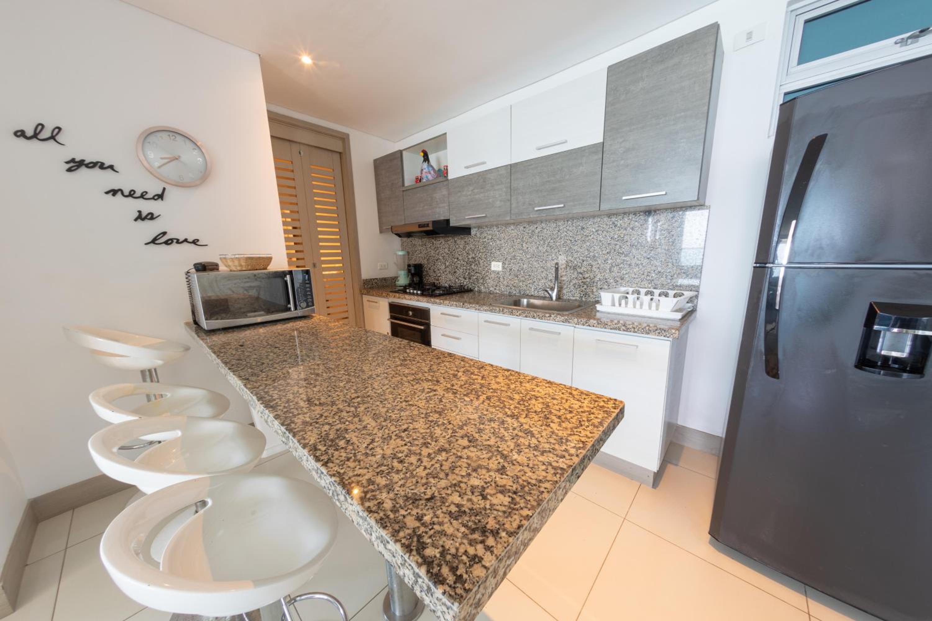 Edificio Palmetto Beach Apto 1702