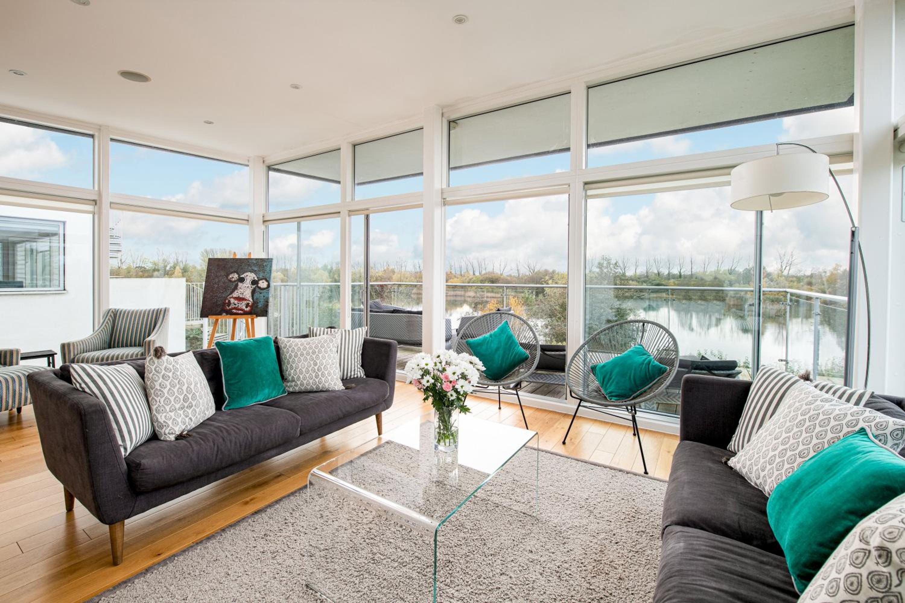 Lakeside property with access into Spa on a nature reserve Bauhinia House HM73 view 5