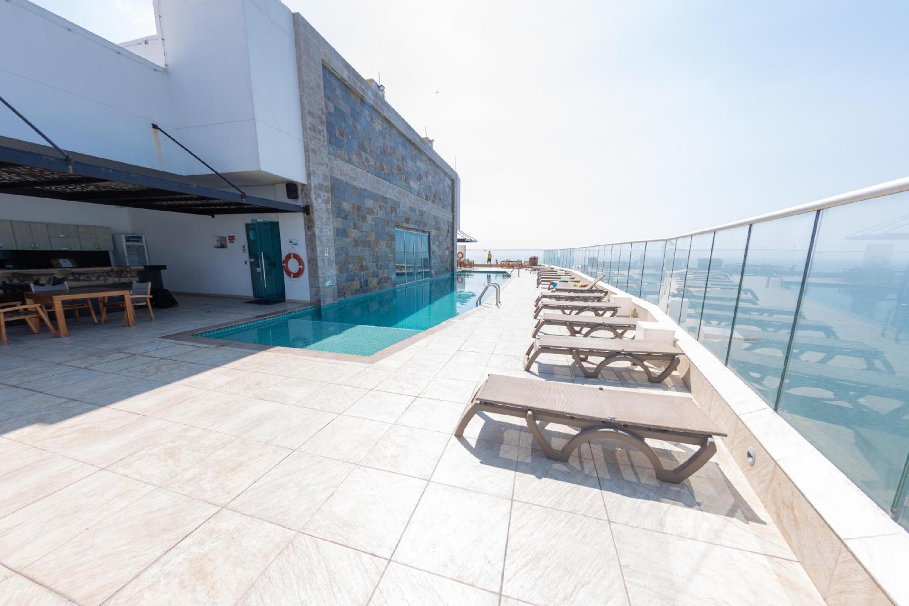 Edificio Palmetto Beach Apto 1702