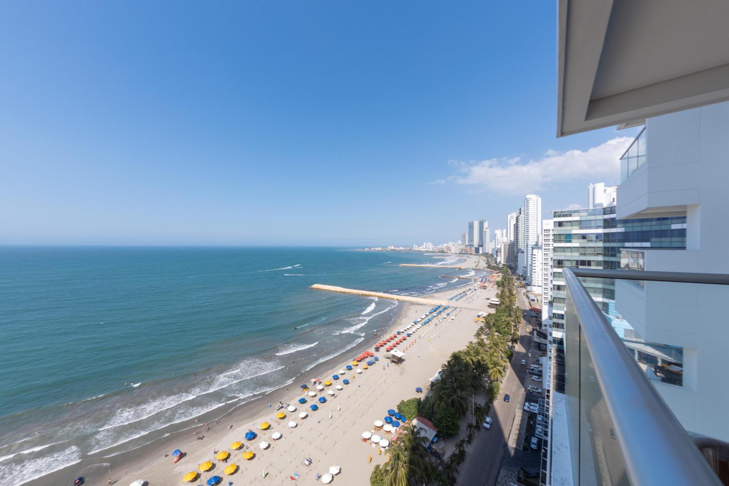 Edificio Palmetto Beach Apto 1702