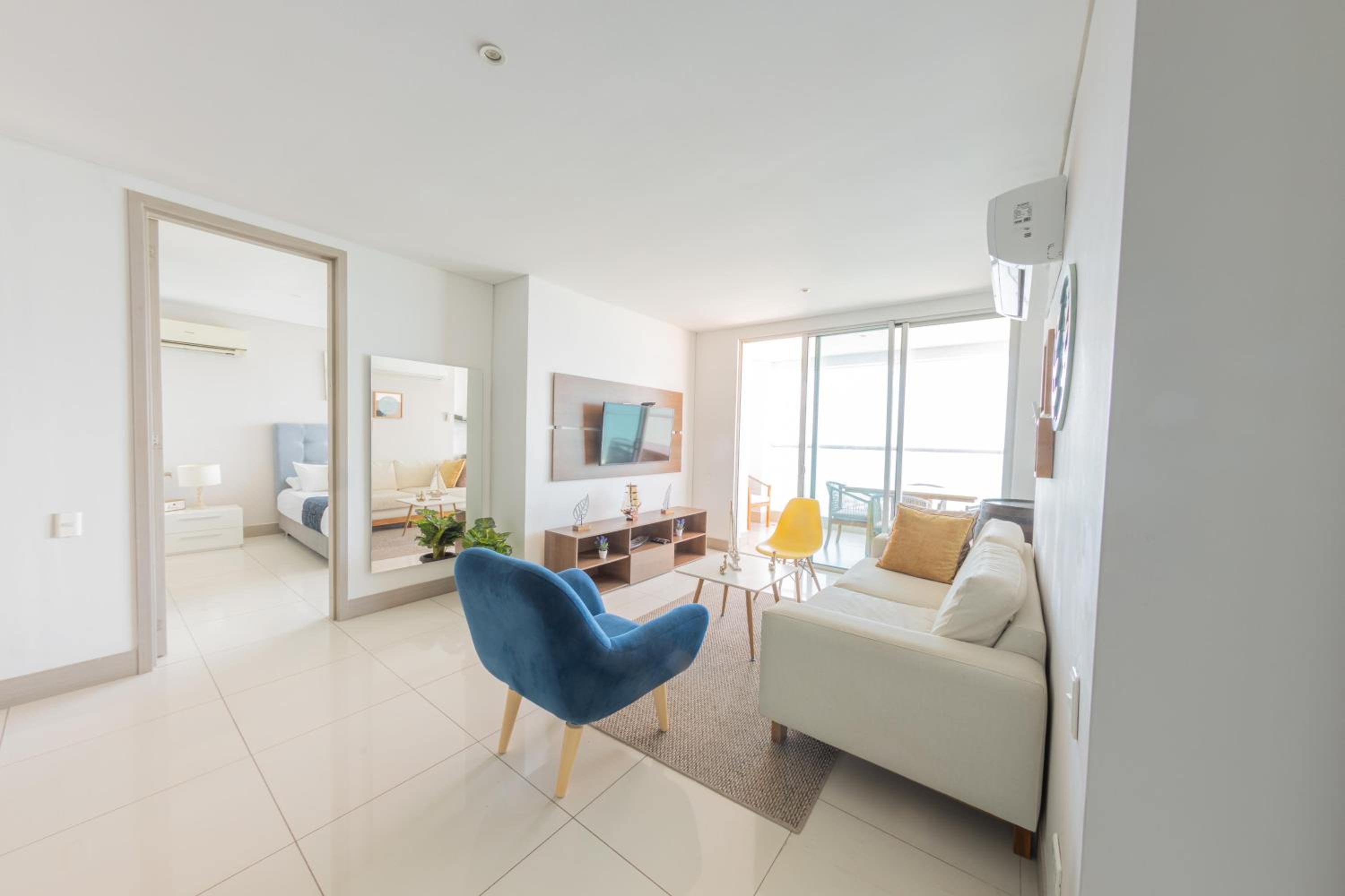 Edificio Palmetto Beach Apto 1702