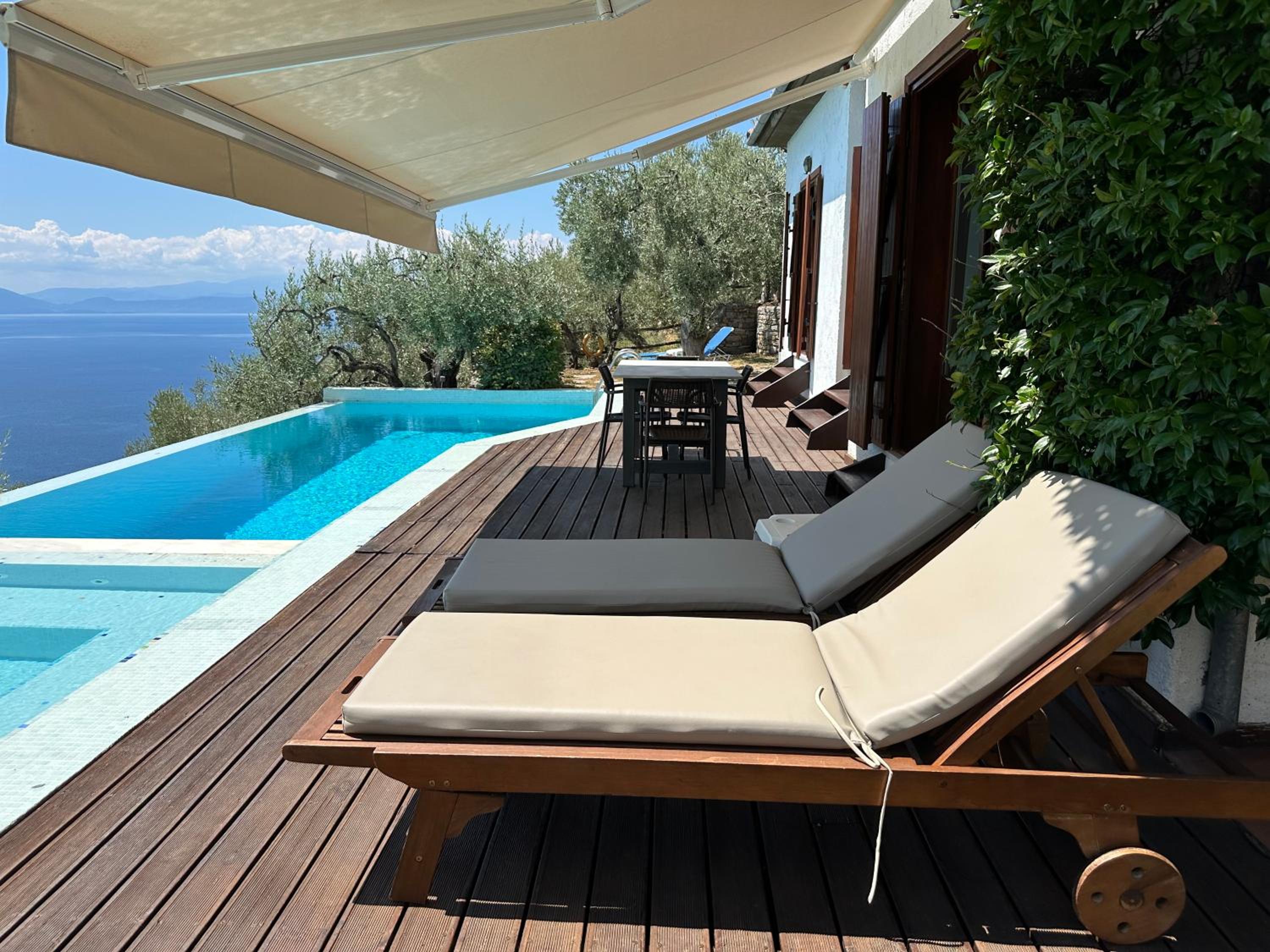 Elia Pilio Villas view 3