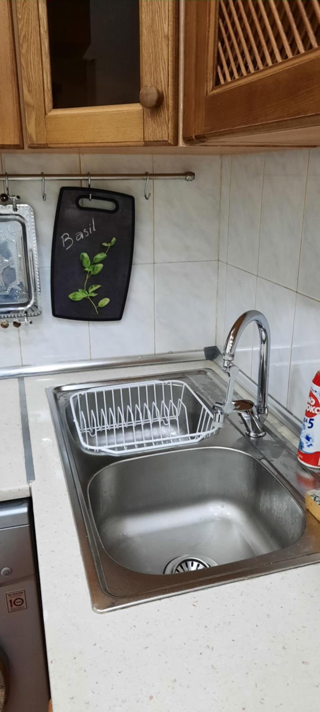 Spacious Apartment in Center, near Nizami st, Fountain Square and Sahil Metro Station