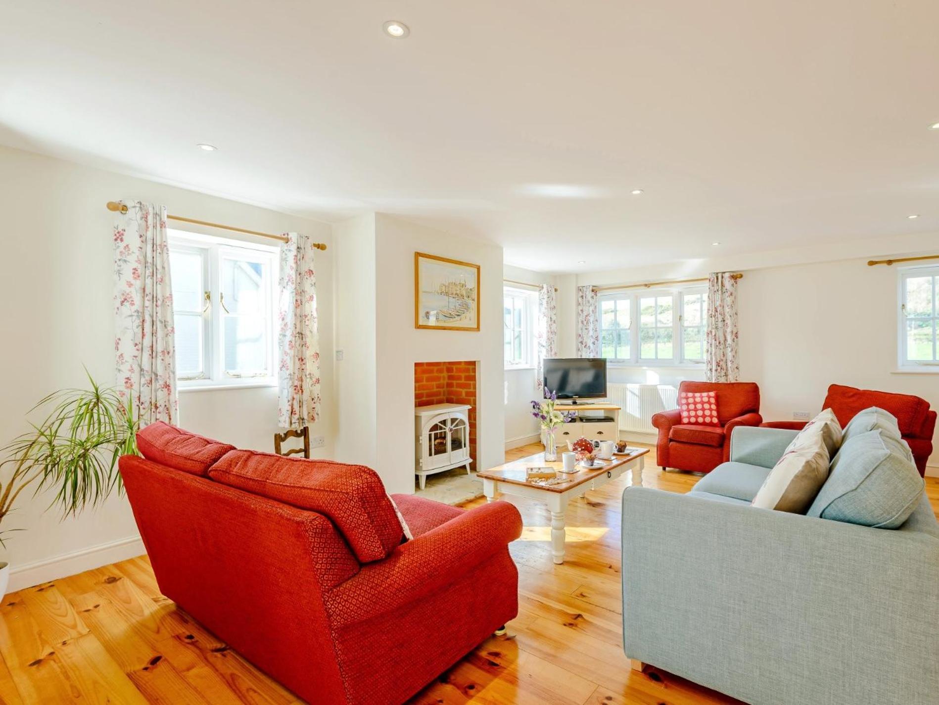 4 Bed in Wareham oc-chric view 3