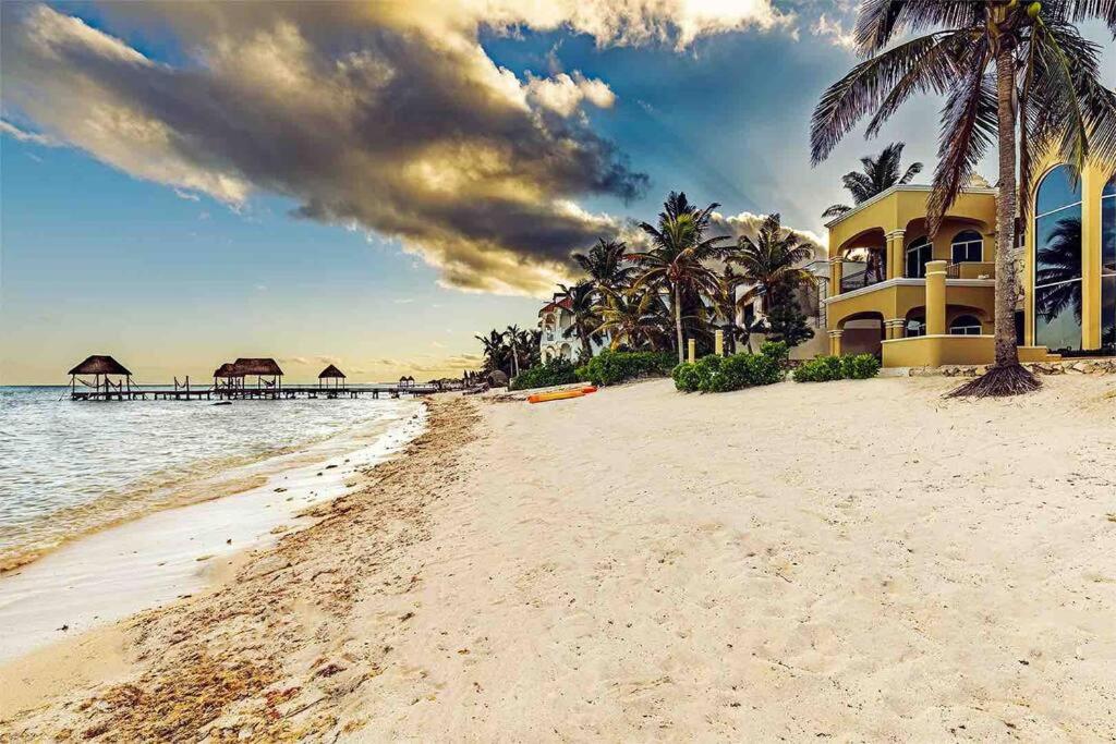 The Oasis Tulum Luxury Front Beach Villa 8 Rooms