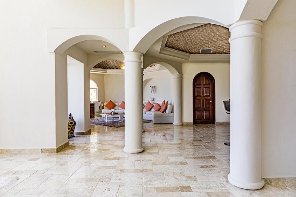 The Oasis Tulum Luxury Front Beach Villa 8 Rooms