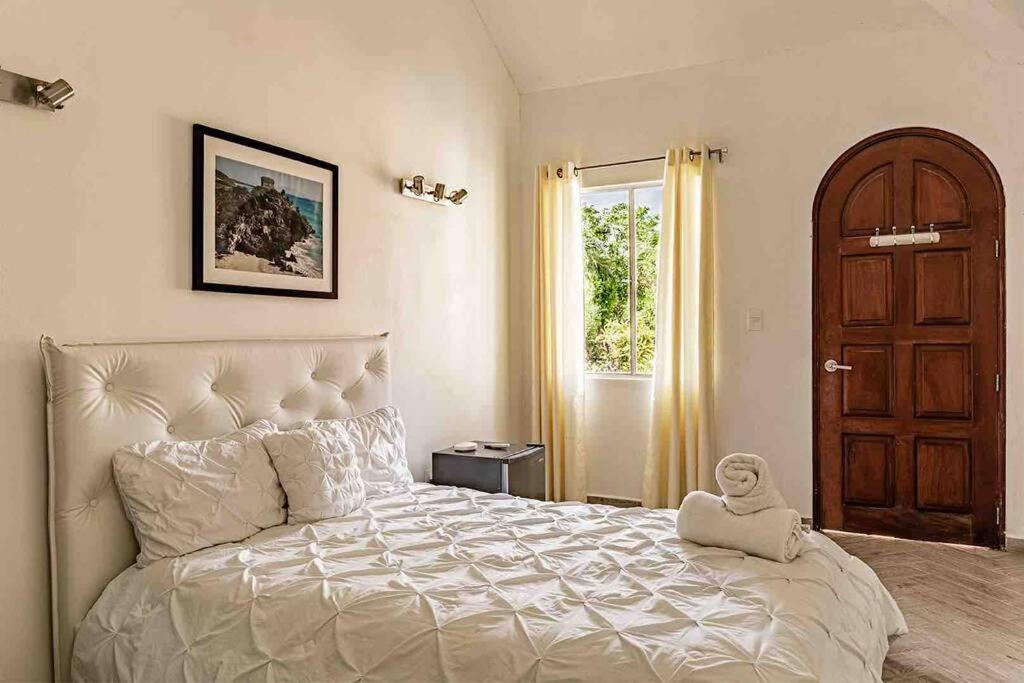 The Oasis Tulum Luxury Front Beach Villa 8 Rooms