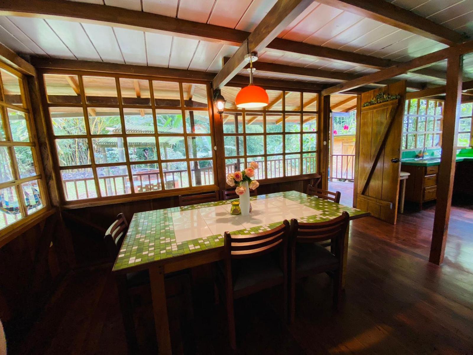 Wooden House Mindo - Casa de Las Nevadas view 3