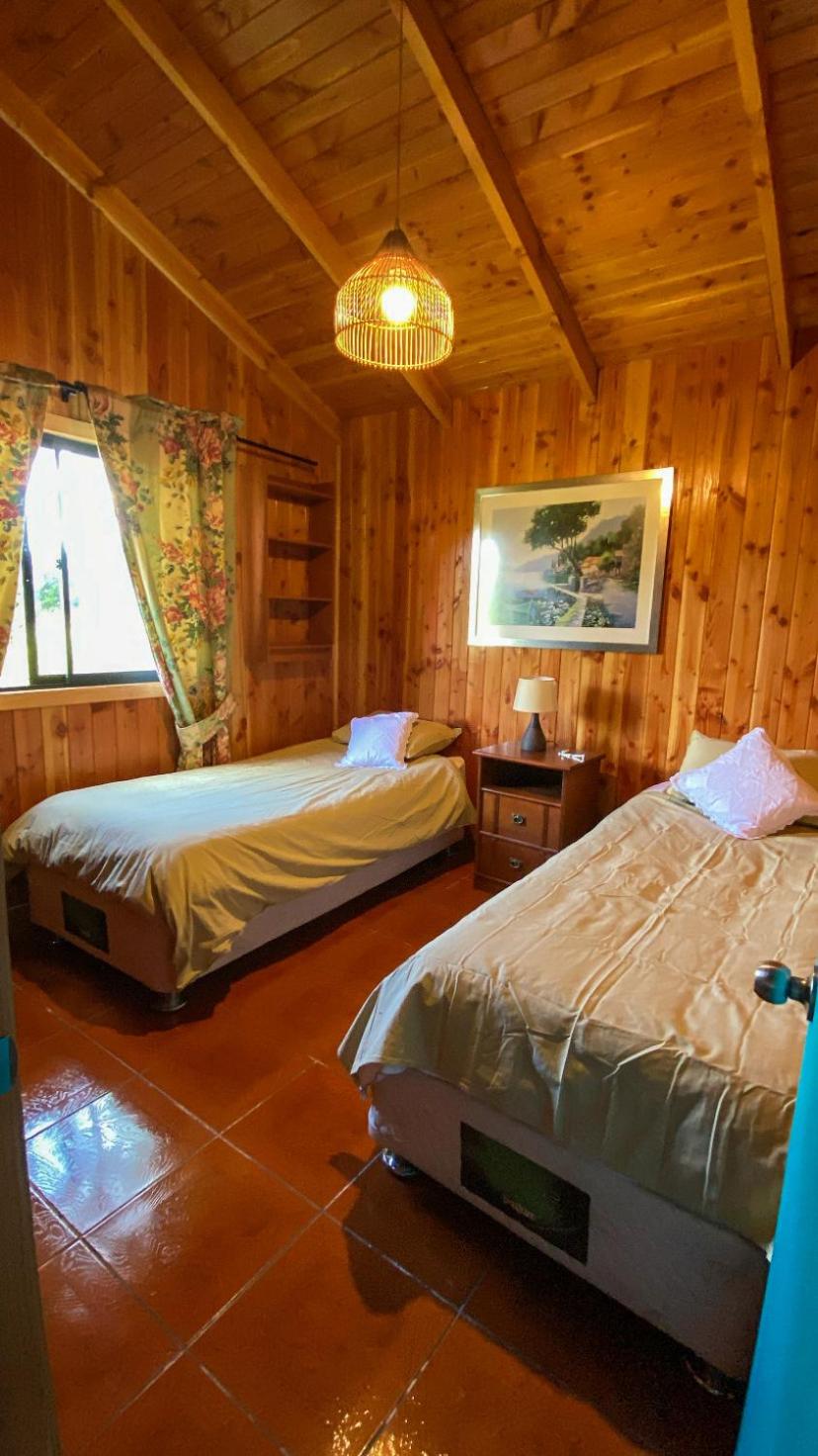 Casa lican Ray vista al lago
