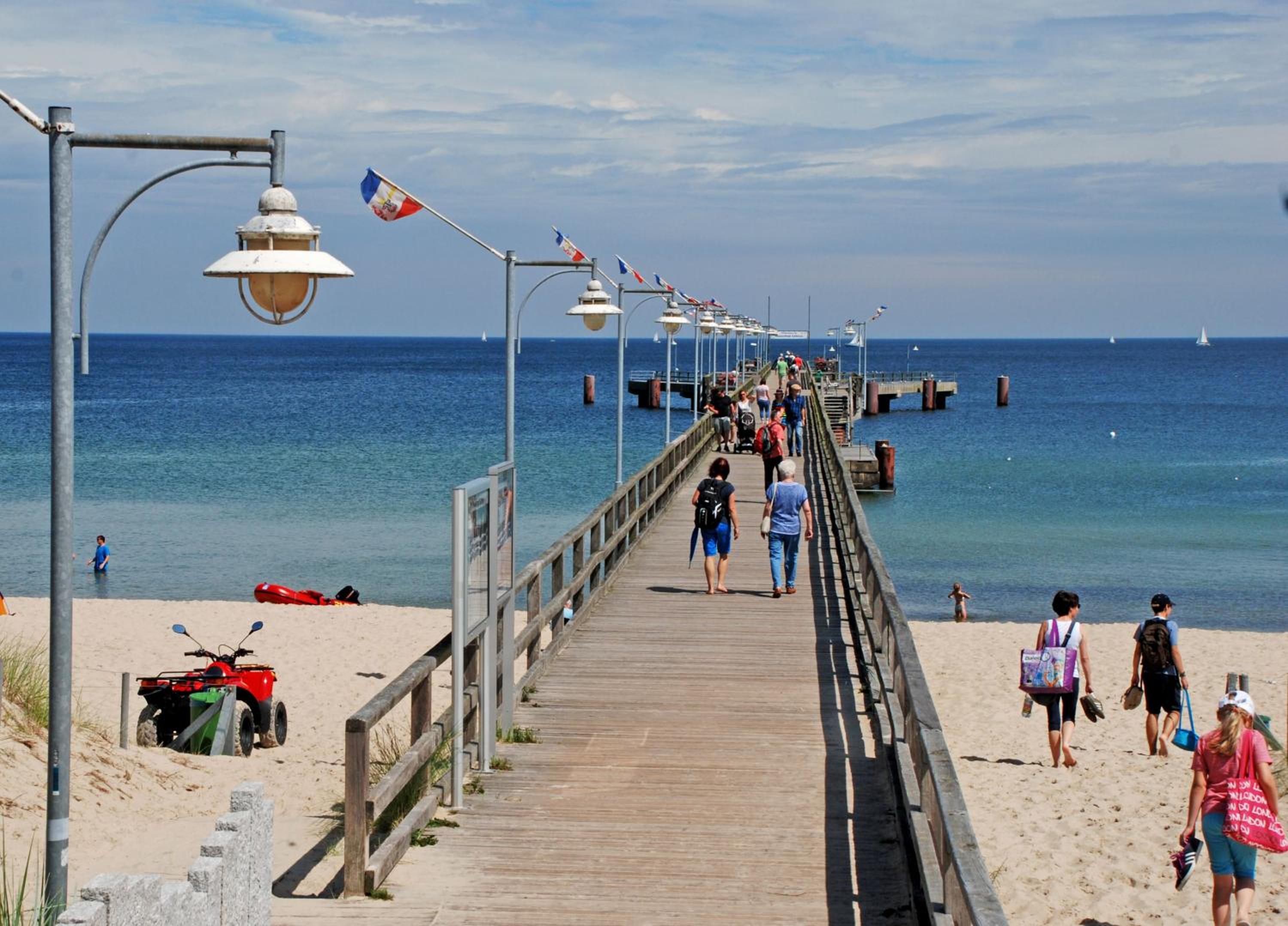 Appartementhaus mit Balkon 300 m bis zum Strand VG