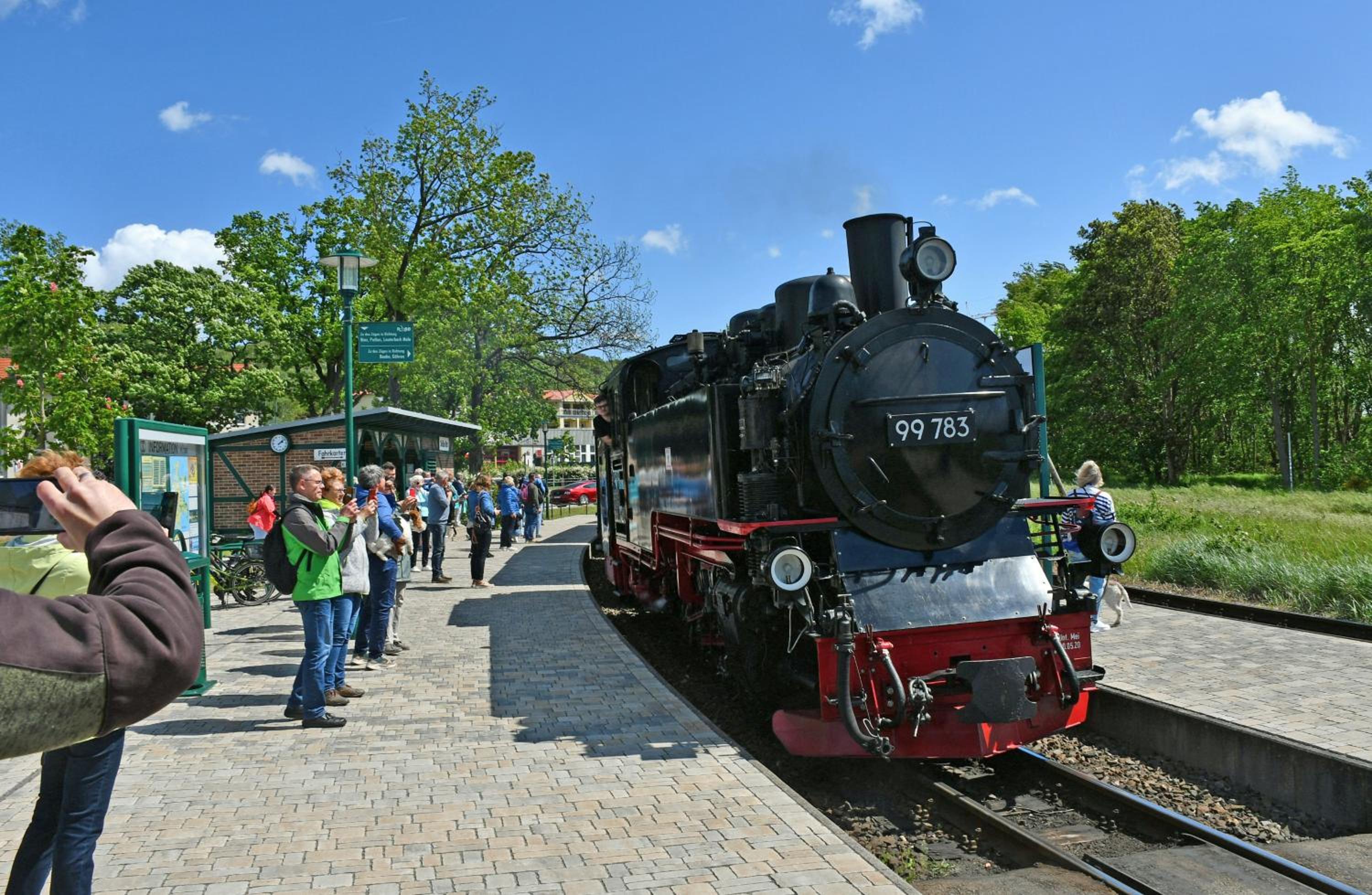 Appartementhaus mit Balkon 300 m bis zum Strand VG