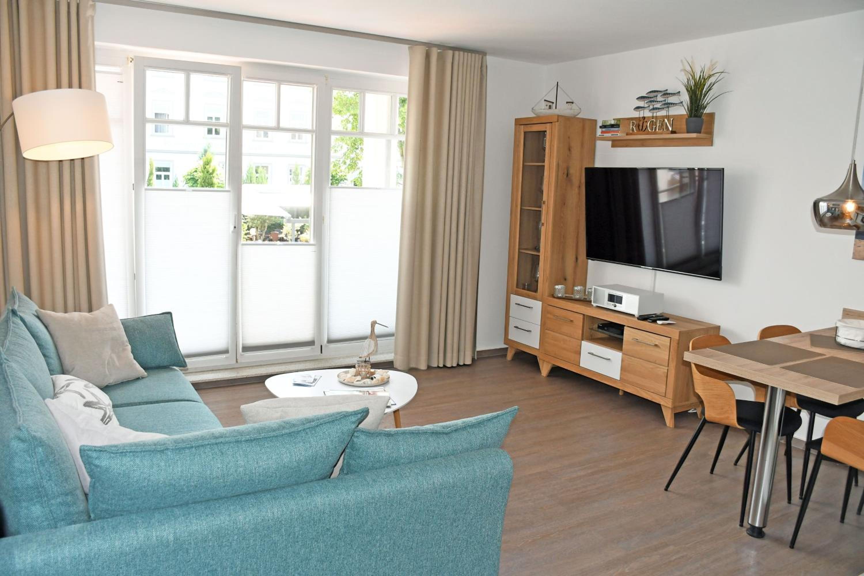 Appartementhaus mit Balkon 300 m bis zum Strand VG