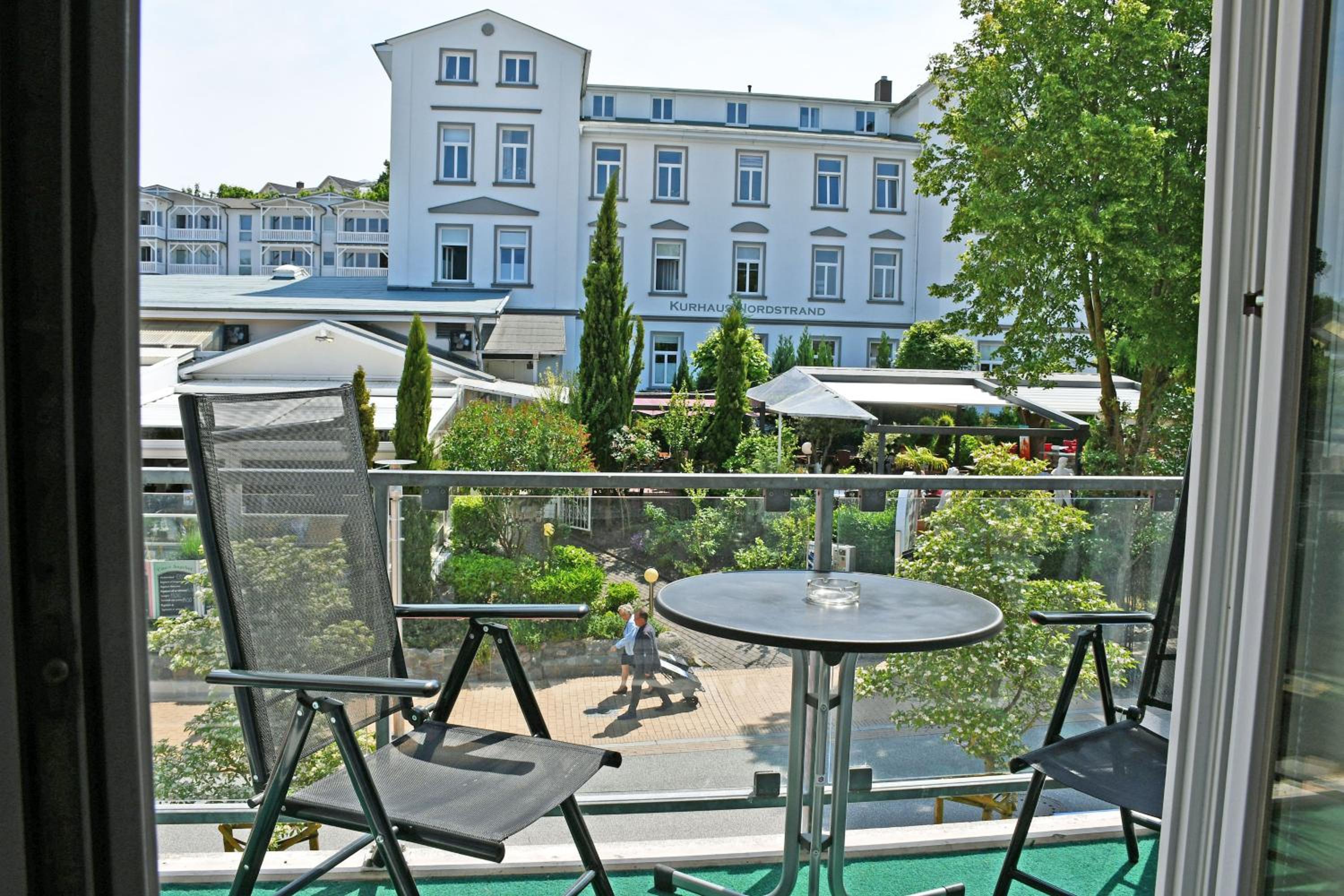 Appartementhaus mit Balkon 300 m bis zum Strand VG