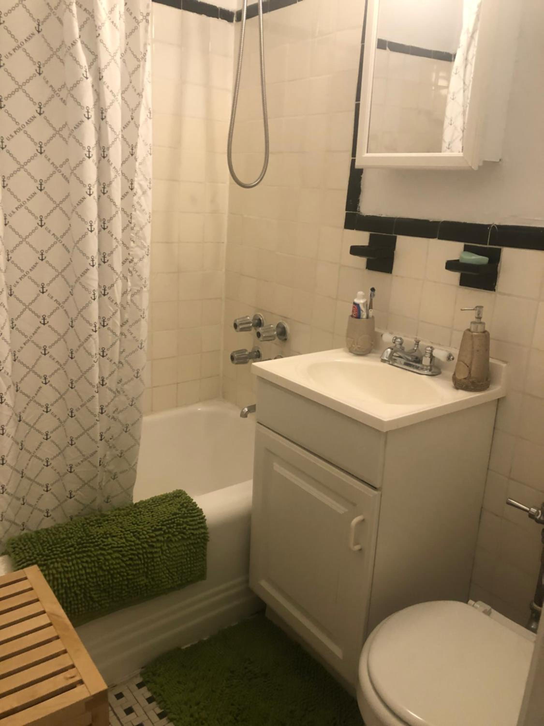 Cozy place in midtown NYC