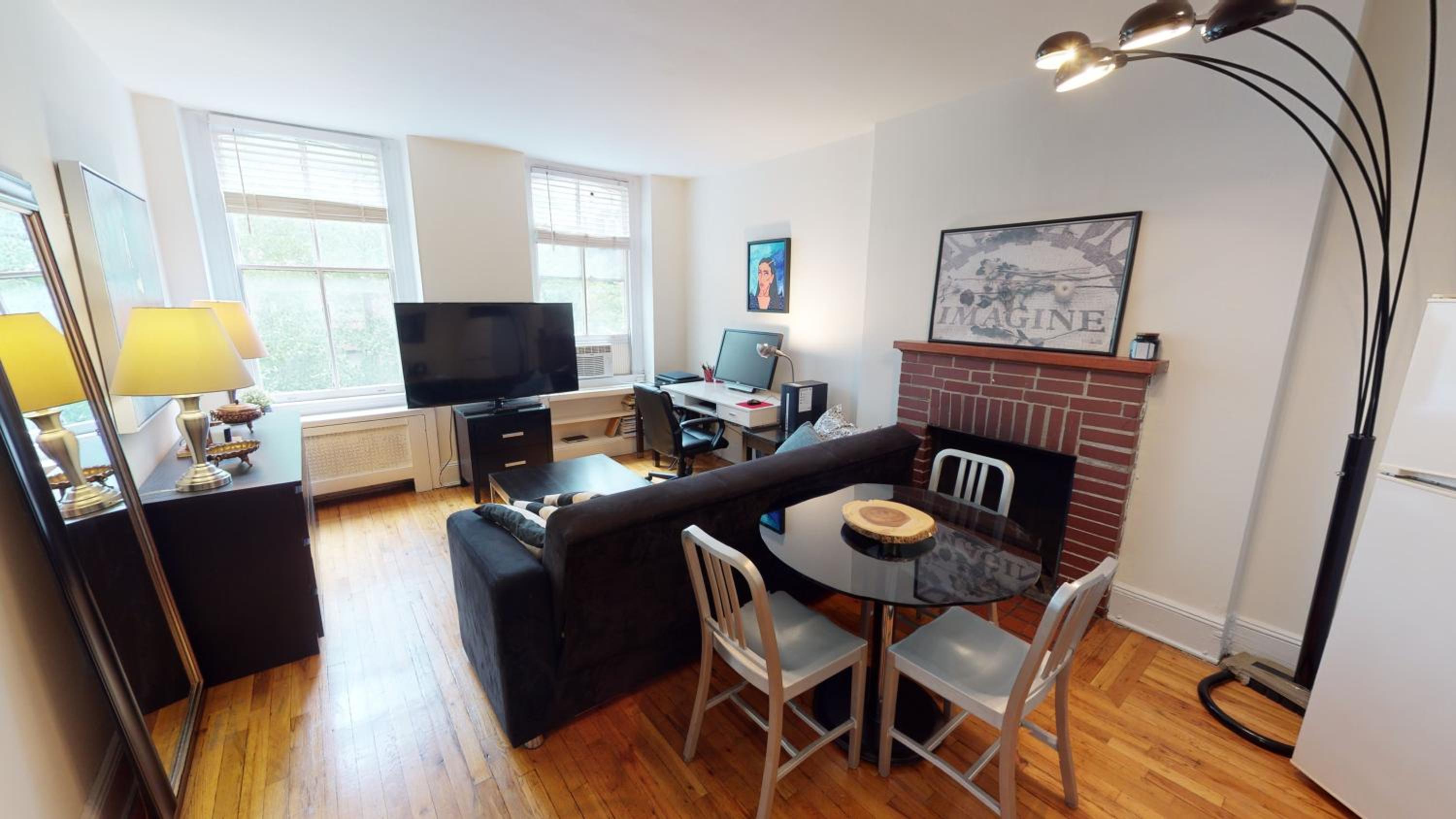 Cozy place in midtown NYC