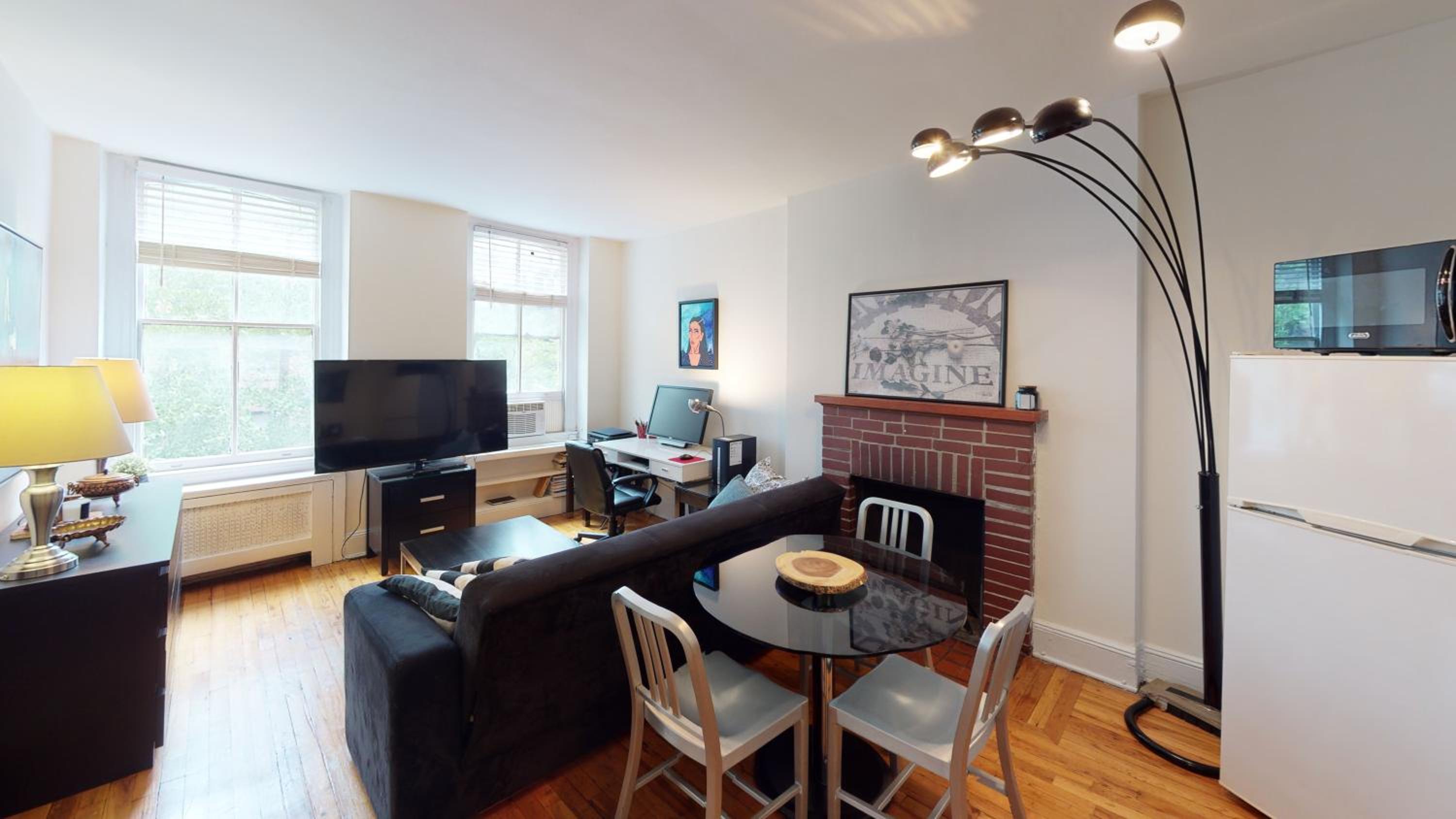 Cozy place in midtown NYC
