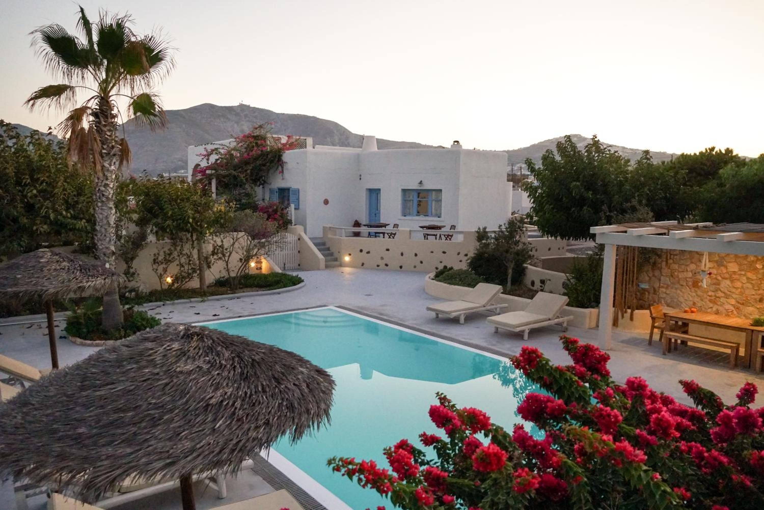 Theros Houses Santorini