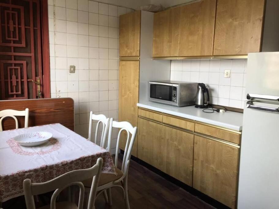 Cozy Apartment near the airport