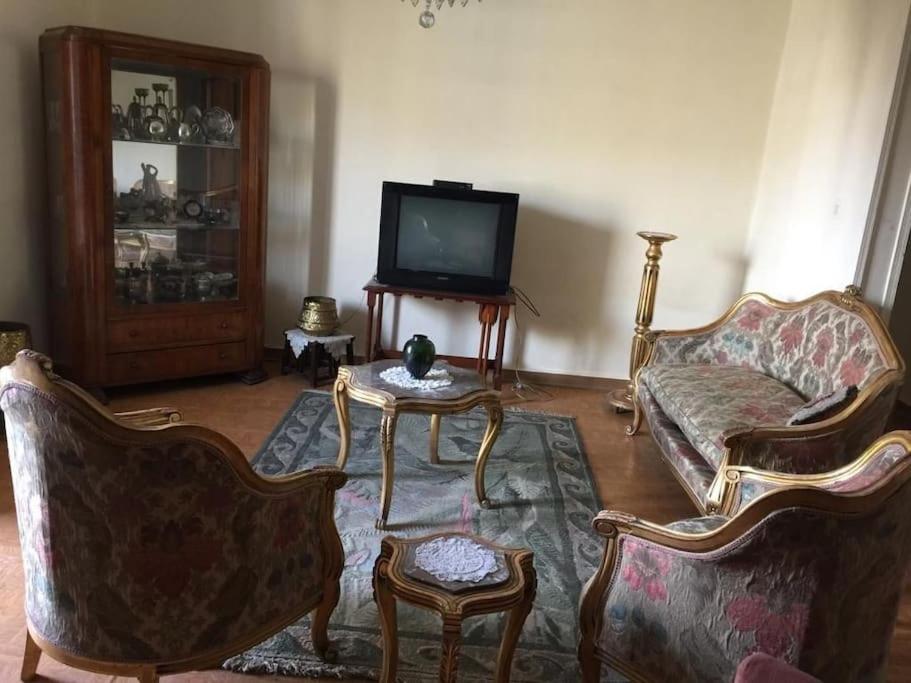 Cozy Apartment near the airport