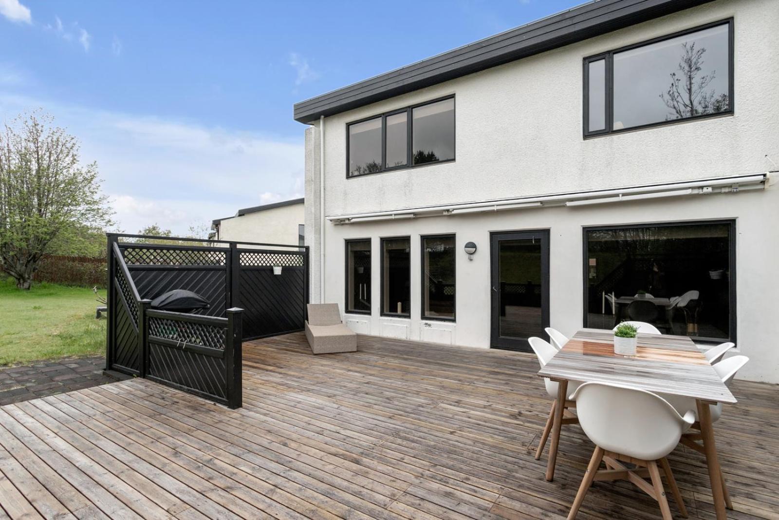 A modern and stylish furnished house in Reykjavík view 2
