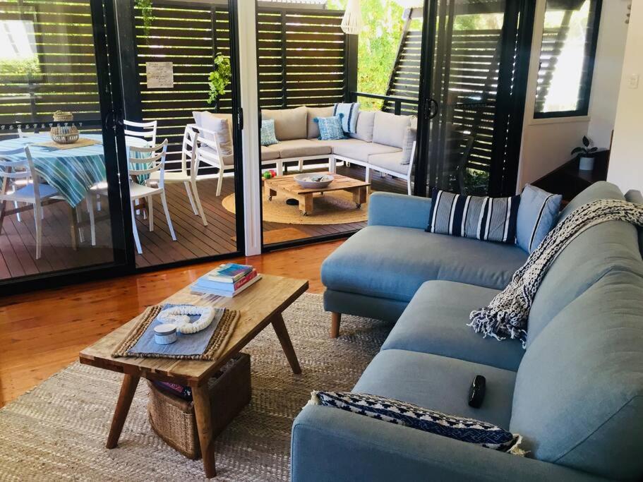 Stylish Family Beach House - 200m to the Beach