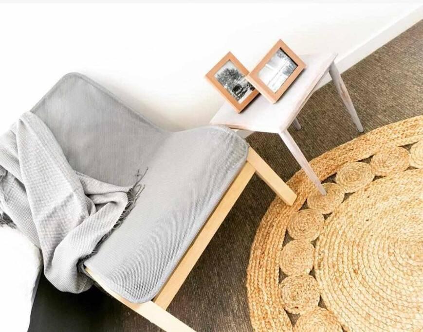 Stylish Family Beach House - 200m to the Beach