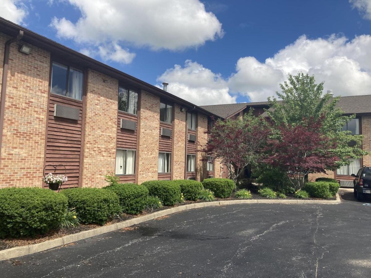 Hotel Royal Inn Suites