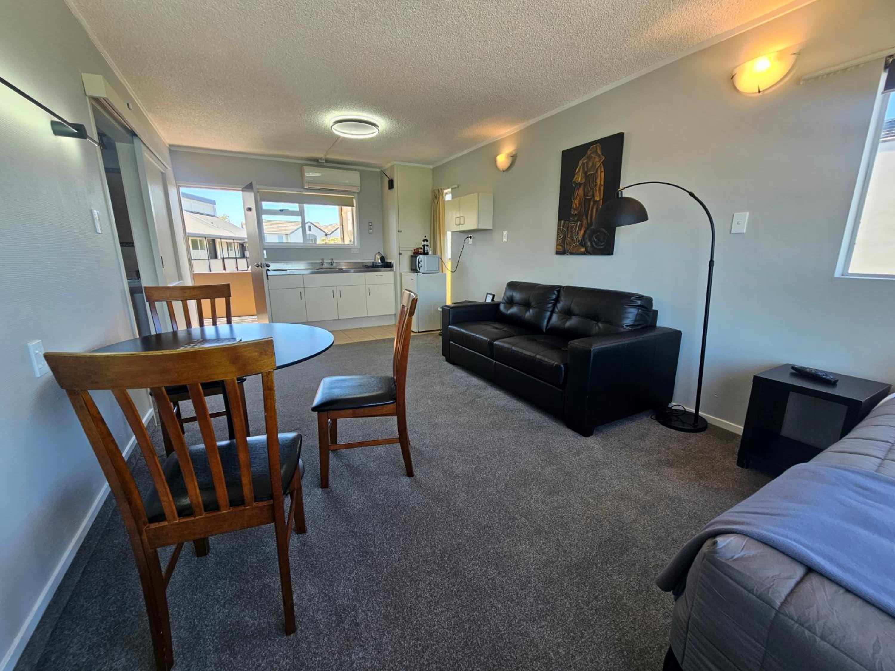 Tui Oaks Motel — photo 16