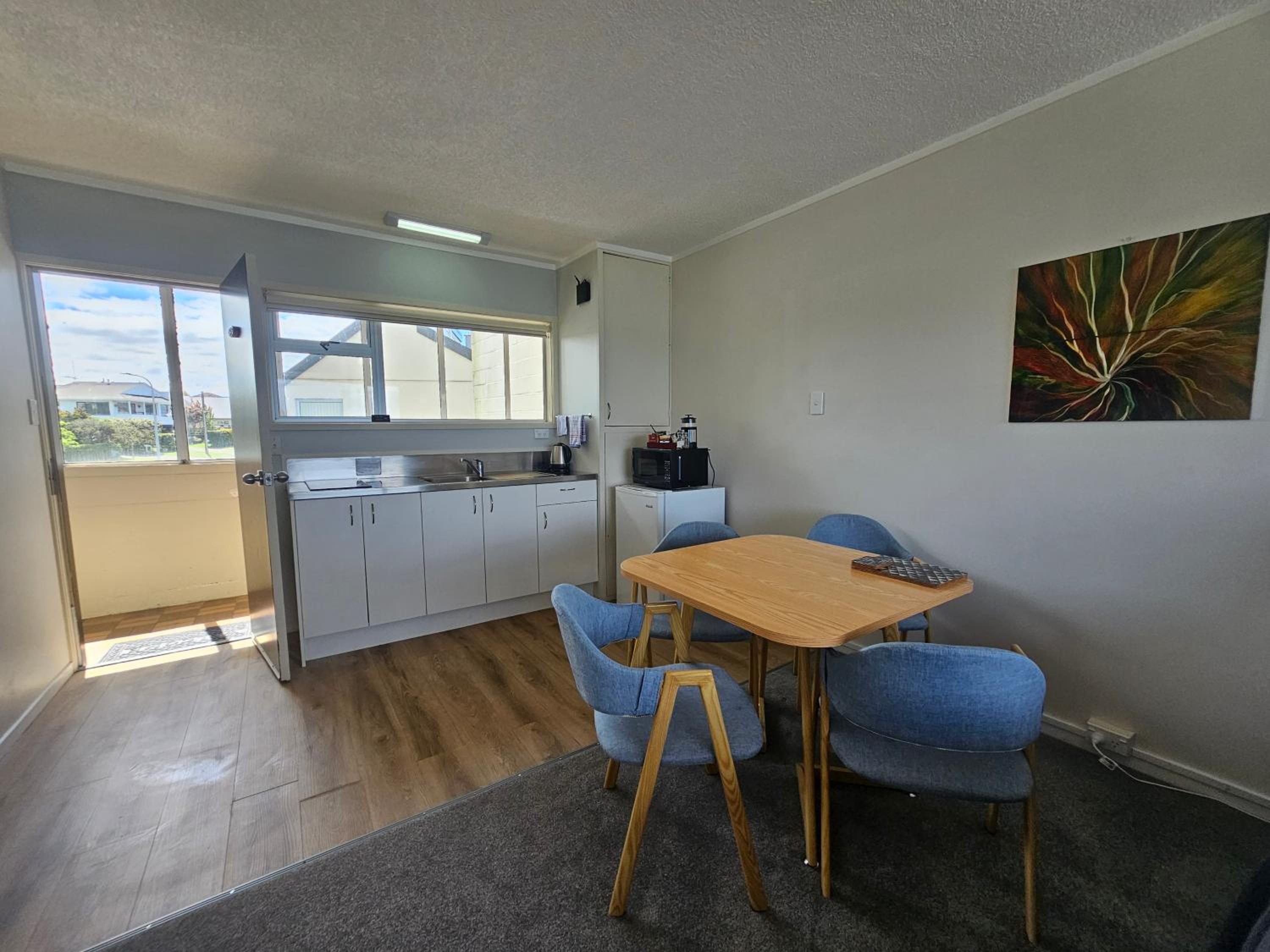 Tui Oaks Motel — photo 74