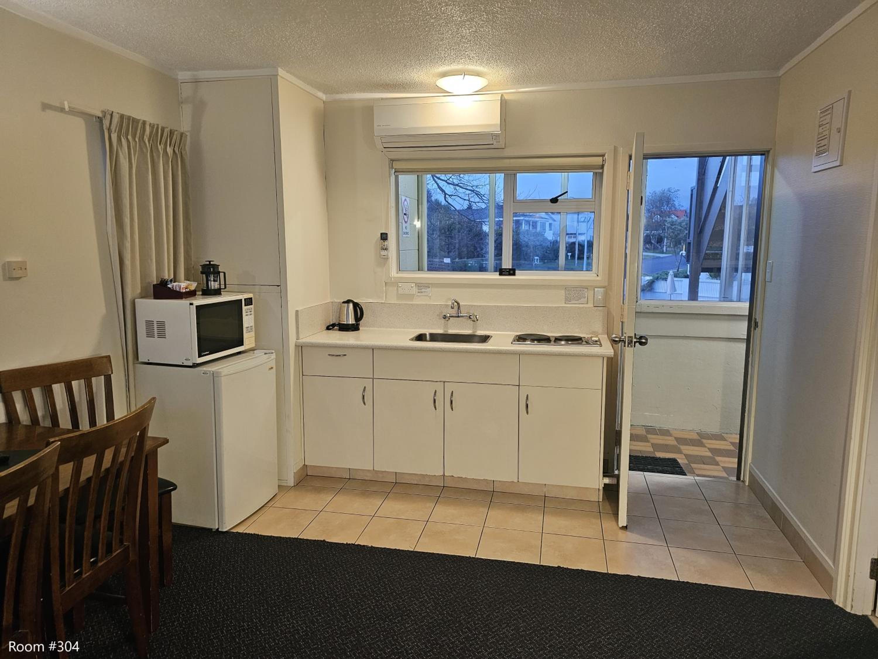 Tui Oaks Motel — photo 34