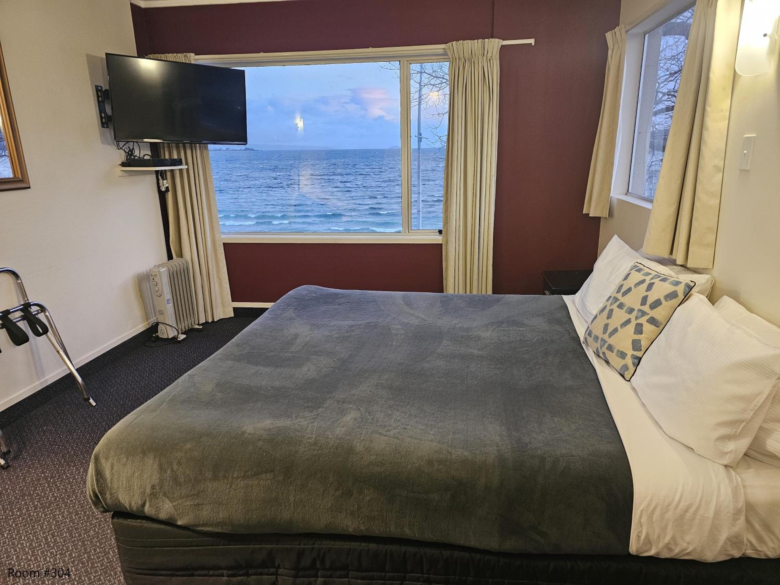 Tui Oaks Motel — photo 98