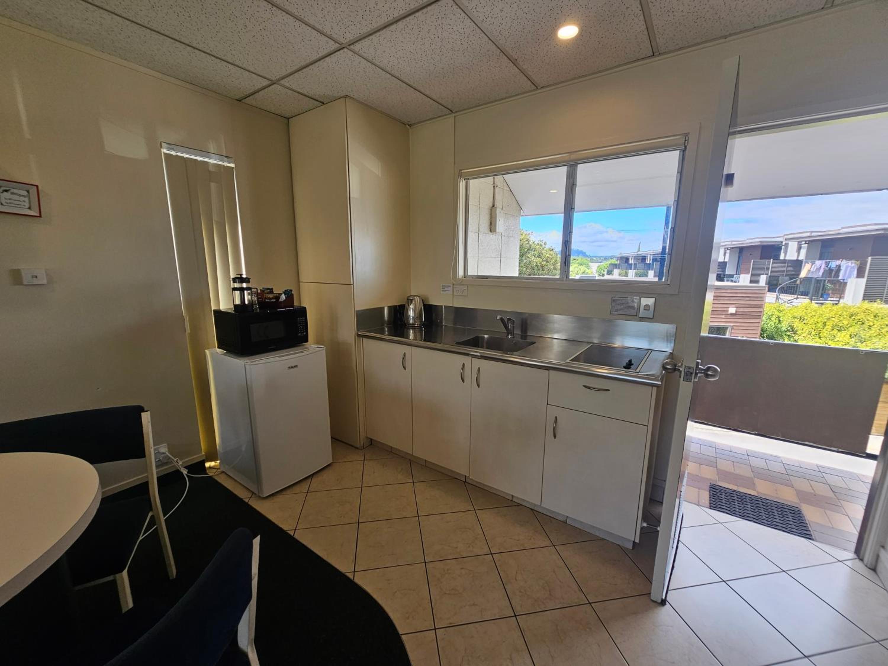 Tui Oaks Motel — photo 56