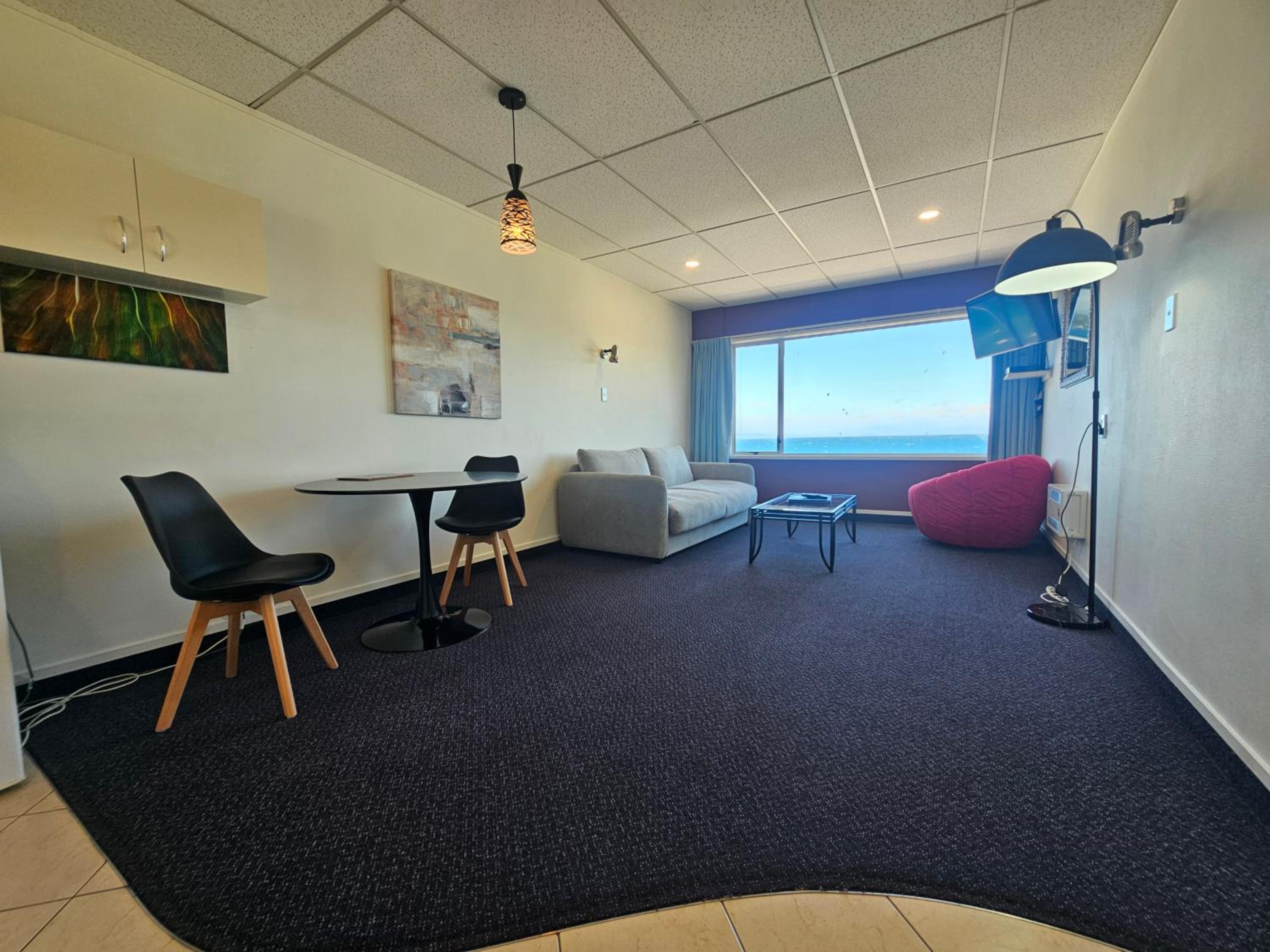 Tui Oaks Motel — photo 37