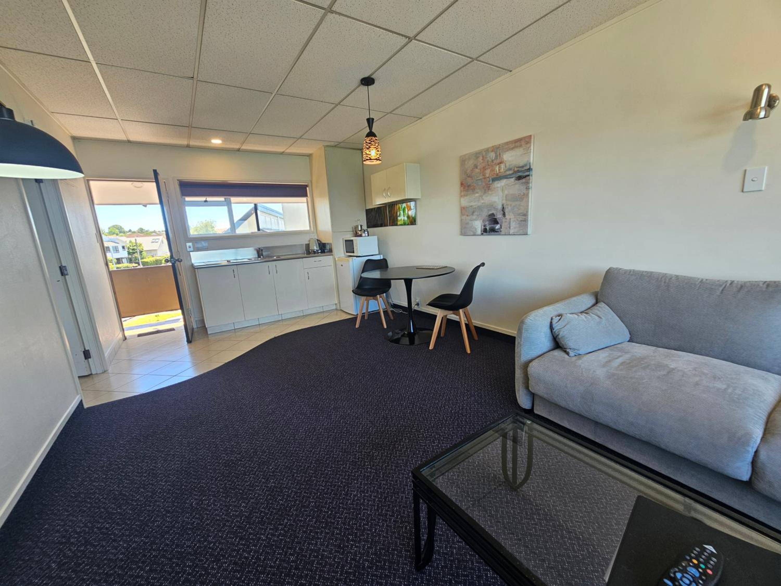 Tui Oaks Motel — photo 61