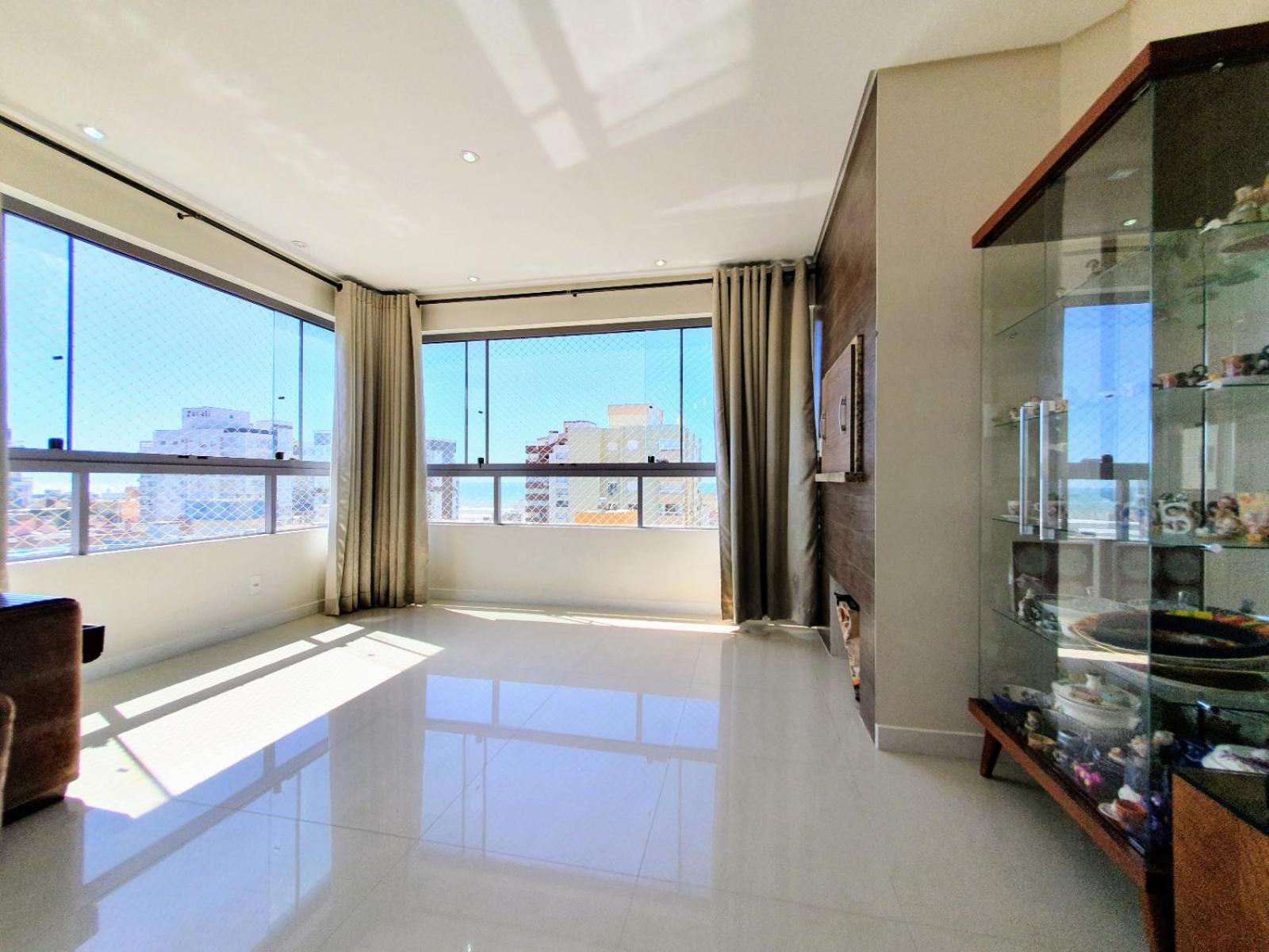 Aconchegante apartamento com vista mar.
