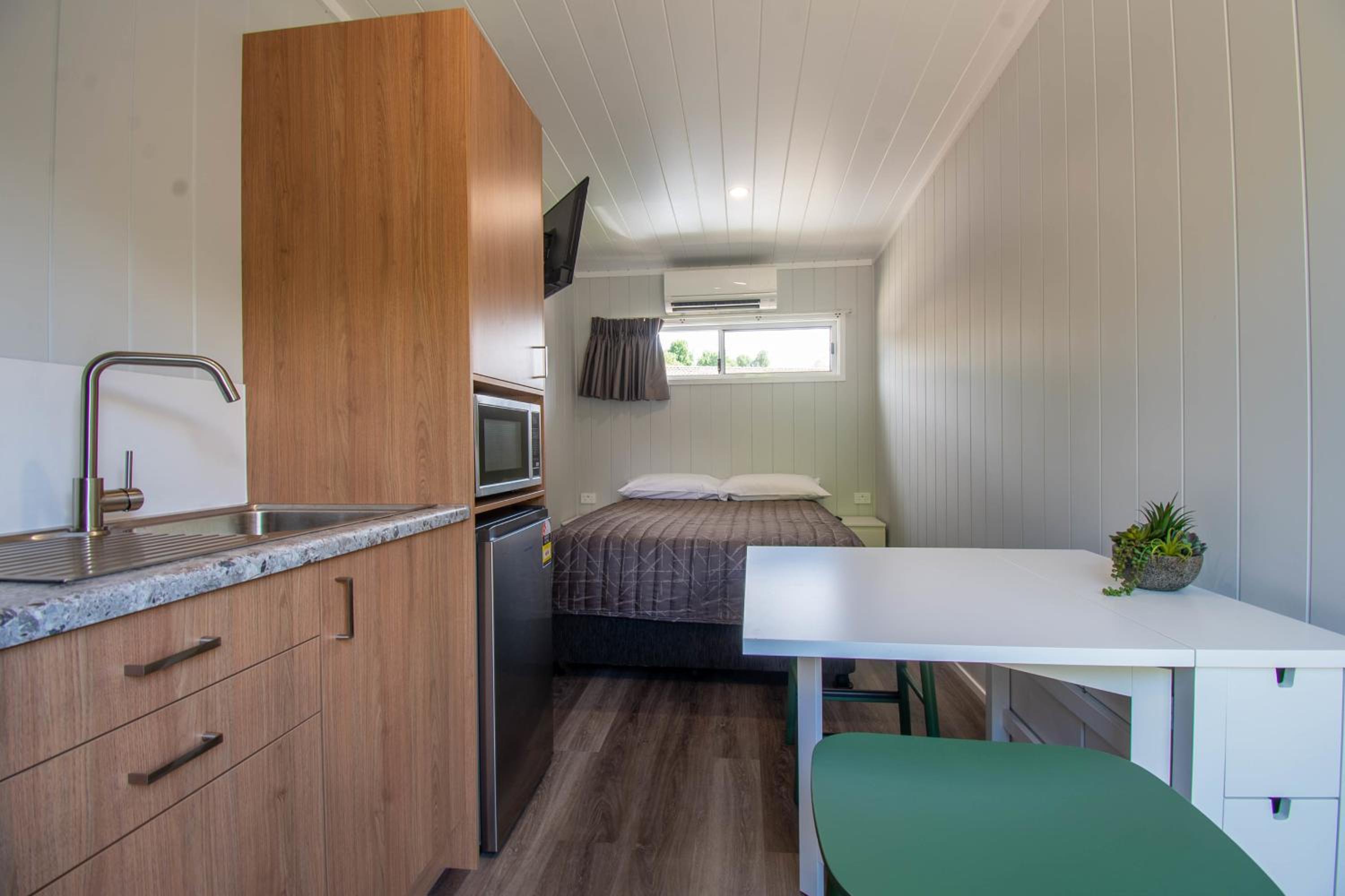 Gundagai Tourist Suites