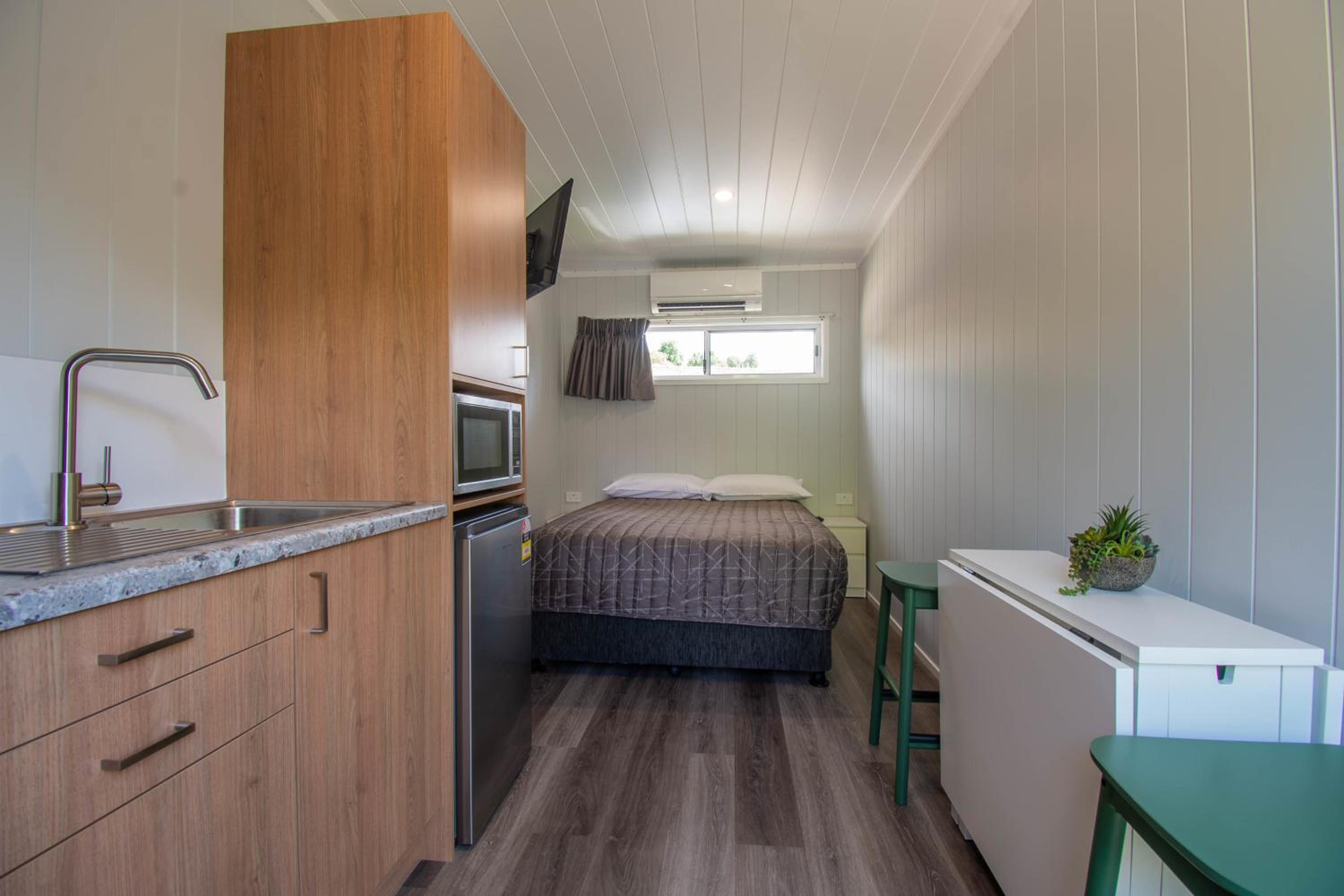 Gundagai Tourist Suites