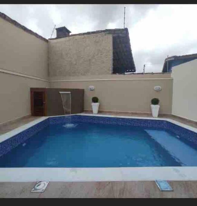 Linda casa em itanhaem Casa nova Bopiranga