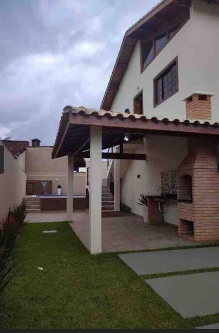 Linda casa em itanhaem Casa nova Bopiranga